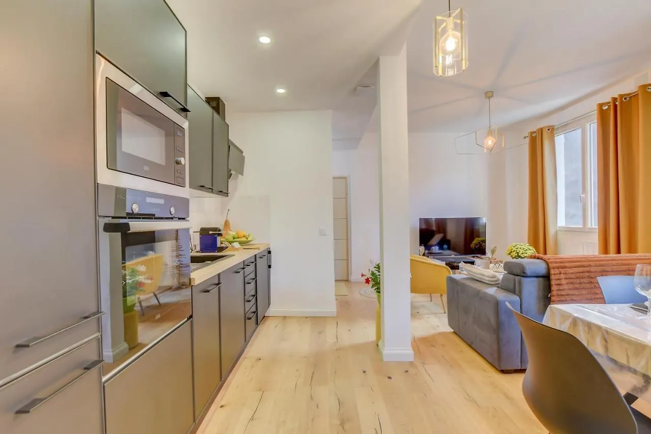 Le Campels Apartman Savignac-les-Ormeaux