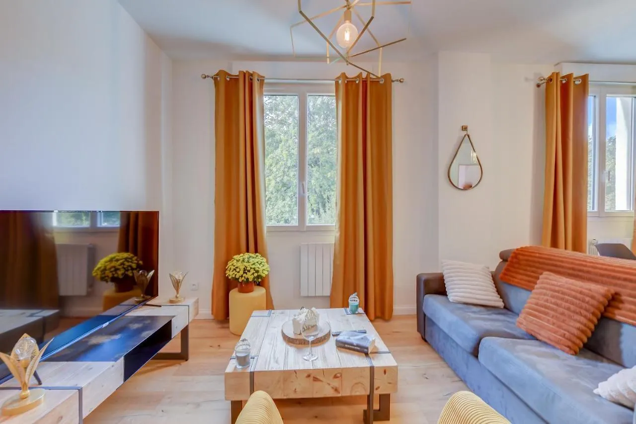 Le Campels Apartman Savignac-les-Ormeaux
